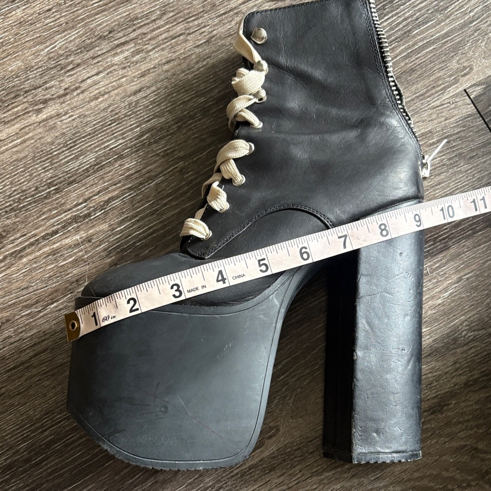 Unif Salem Platform Ankle Boots - Picture 13 of 14